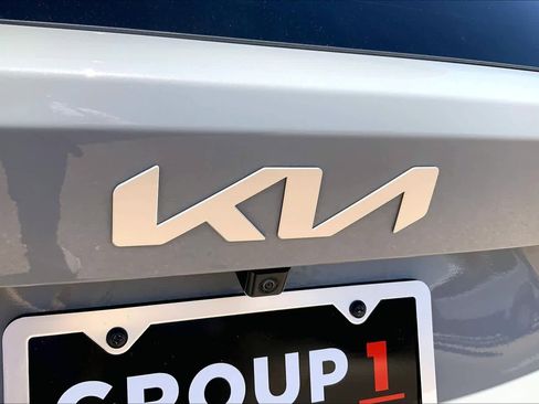 Used 2024 Kia Sorento SX FWD image 33