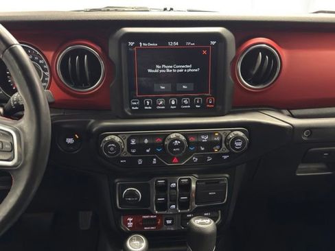 Used 2019 Jeep Wrangler Unlimited Rubicon AWD/4WD image 19