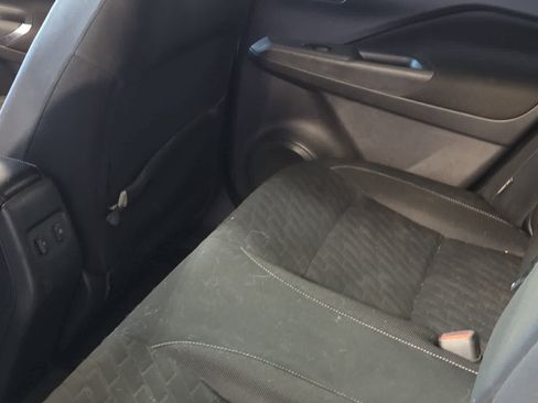 Used 2022 Nissan Kicks SV FWD image 5