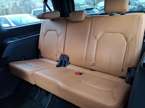 Used 2023 Ford Expedition Max Platinum image 14
