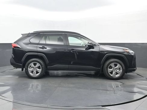Used 2024 Toyota RAV4 XLE w/ Convenience Package FWD image 2