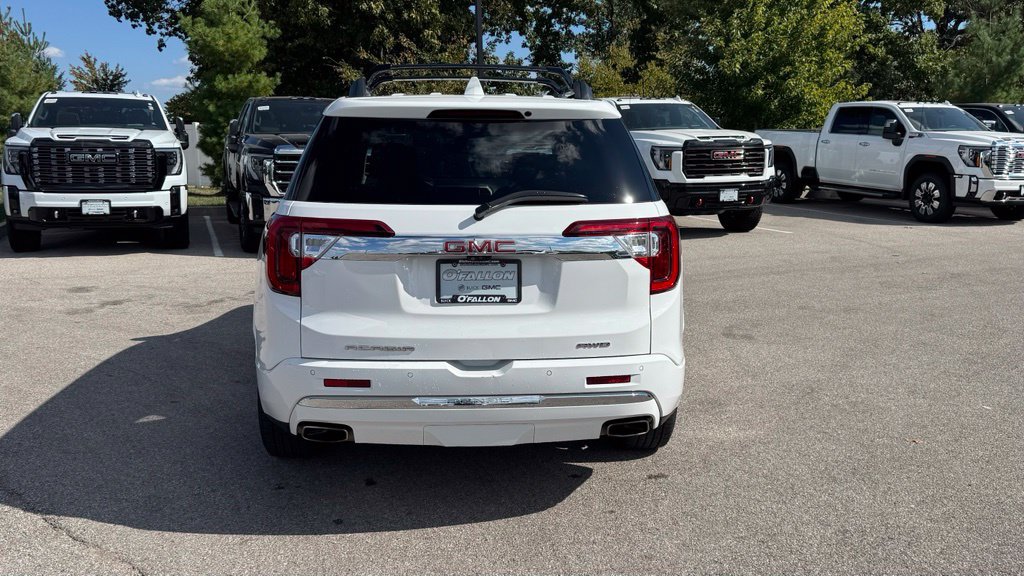 Used 2021 GMC Acadia Denali w/ Denali Ultimate Package AWD/4WD image 3