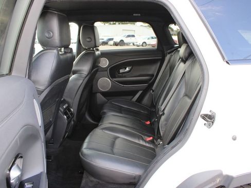 Used 2018 Land Rover Range Rover Evoque HSE AWD/4WD image 7