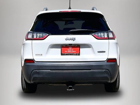 Used 2020 Jeep Cherokee Latitude FWD image 5