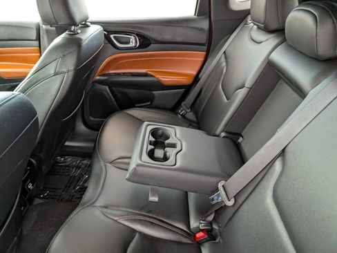 Used 2024 Jeep Compass Limited image 22