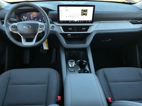 New 2026 Ford Explorer Active image 10