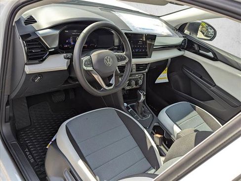 Used 2025 Volkswagen Taos S image 3