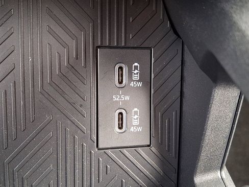 Used 2025 Toyota 4Runner SR5 image 23