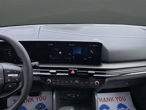New 2026 Kia Sportage X-Line w/ X-Line Technology Package image 9