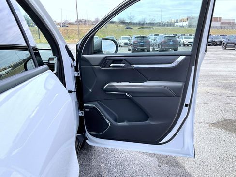 New 2026 GMC Acadia Elevation w/ Elevation Premium Package image 16