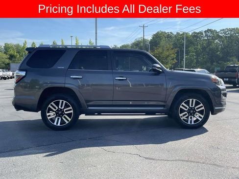 Used 2018 Toyota 4Runner Limited AWD/4WD image 6