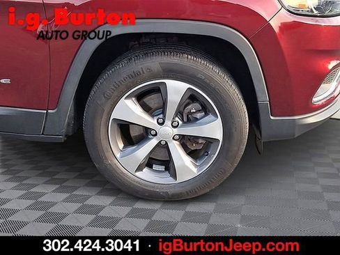 Used 2020 Jeep Cherokee Limited image 8