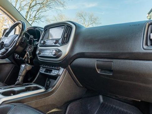 Used 2018 Chevrolet Colorado ZR2 image 48