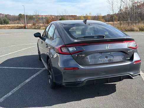 New 2025 Honda Civic Sport image 8