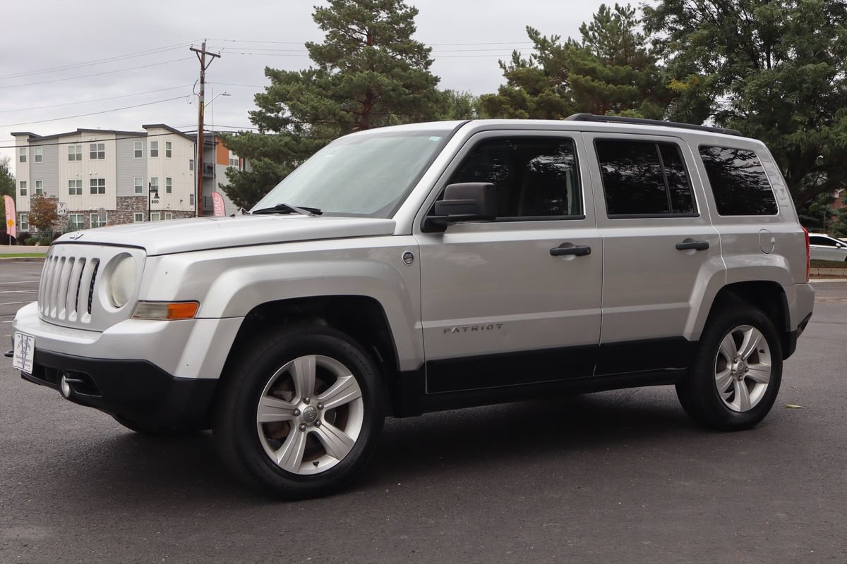 Used 2013 Jeep Patriot Sport AWD/4WD image 10
