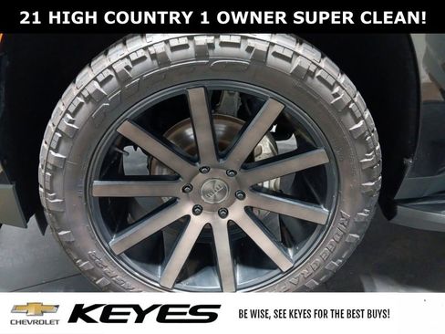 Used 2021 Chevrolet Suburban High Country image 33