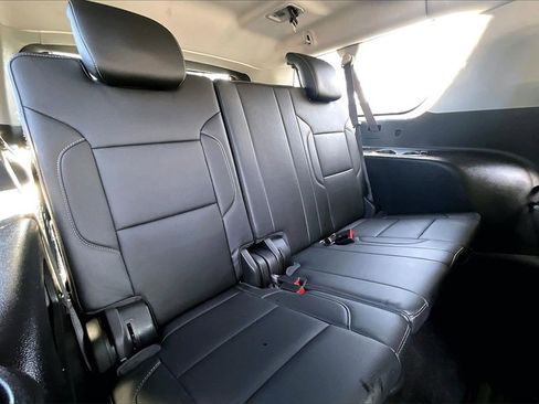 Certified 2017 Chevrolet Suburban Premier image 30