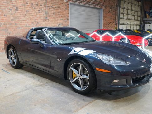 Used 2013 Chevrolet Corvette Coupe w/ 4LT Preferred Equipment Group RWD image 34