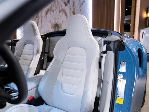 Used 2025 Porsche 911 Turbo S image 19