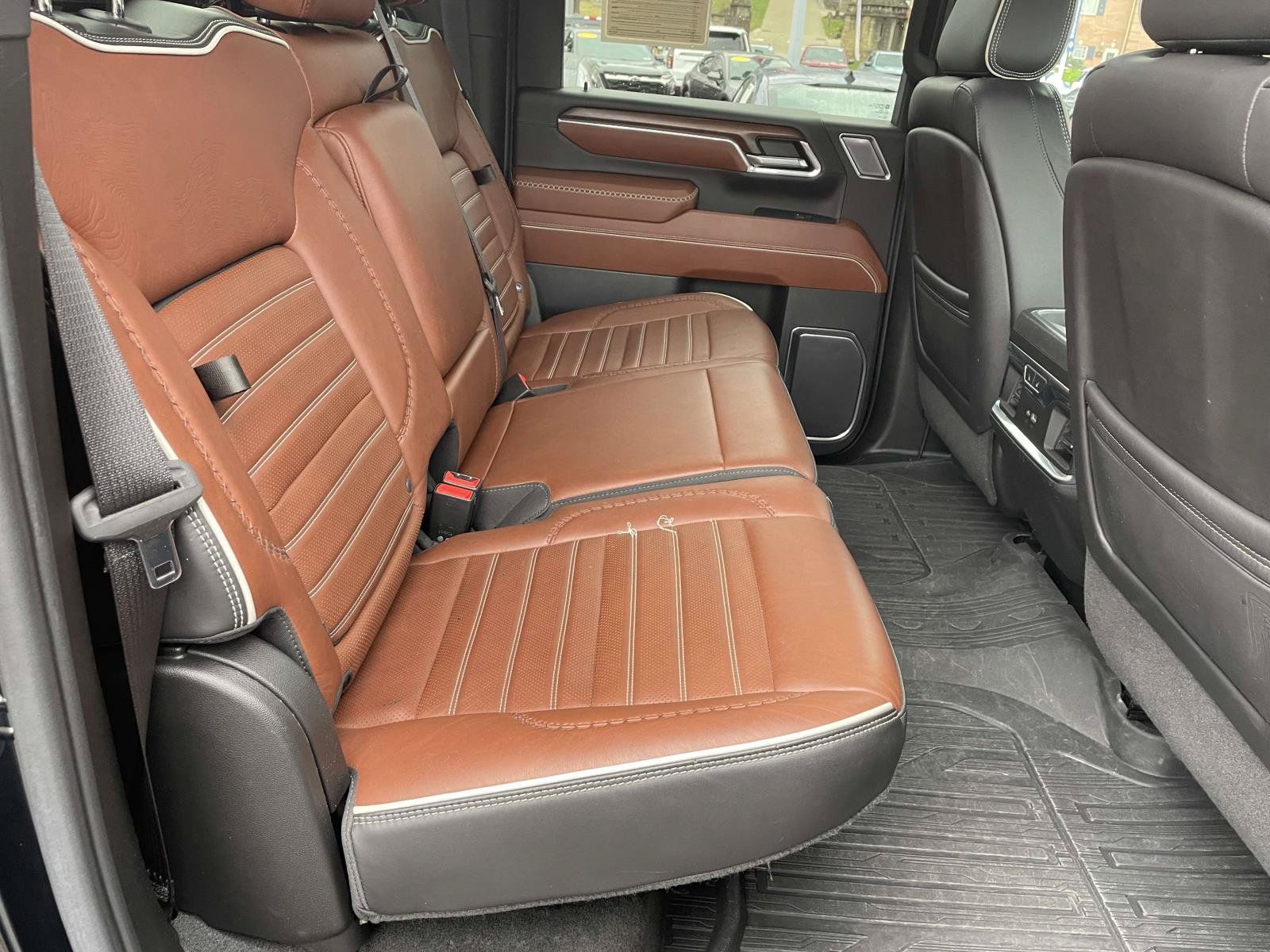 Certified 2024 GMC Sierra 2500 Denali Ultimate AWD/4WD image 20