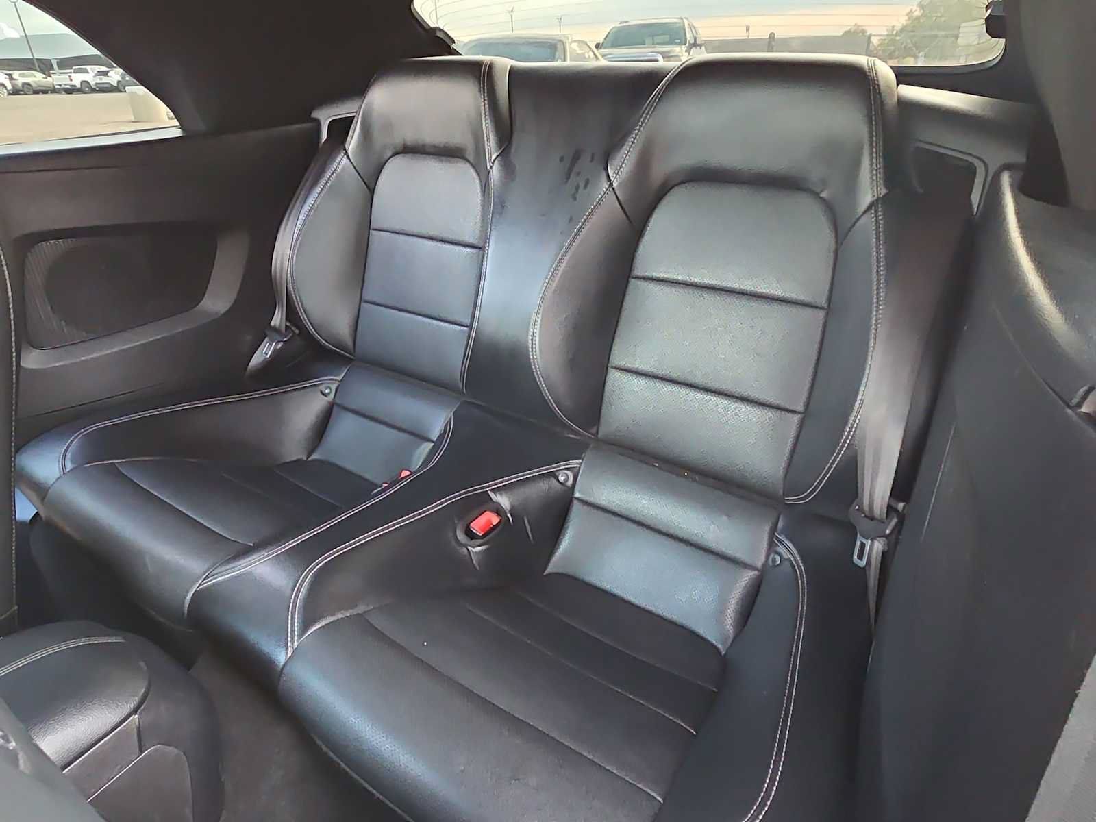 Used 2019 Ford Mustang Premium RWD image 17