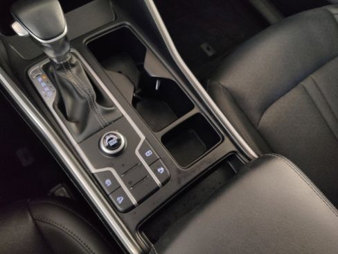 Used 2023 Kia Sorento S image 26