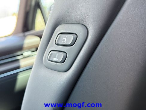 Used 2023 Genesis GV80 3.5T Prestige w/ Prestige Package image 25