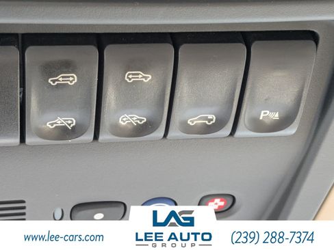 Used 2005 Pontiac Montana SV6 w/ Premium Seating Package AWD/4WD image 19