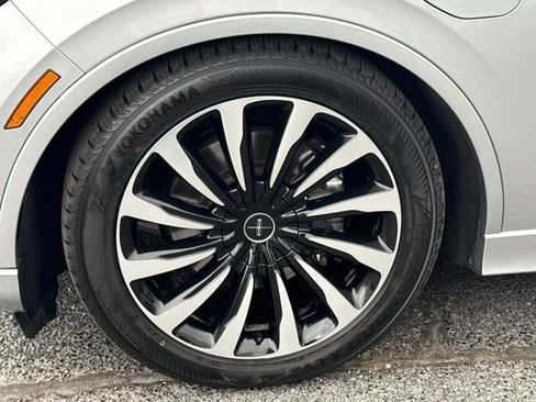 Used 2020 Lincoln Aviator Black Label Grand Touring image 17