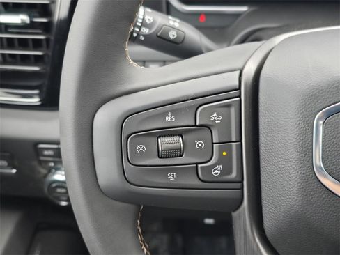 New 2026 GMC Sierra 2500 AT4 w/ AT4 Premium Plus Package image 18