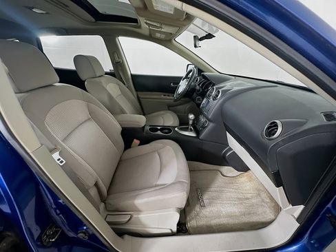 Used 2011 Nissan Rogue SV w/ Premium Pkg FWD image 31