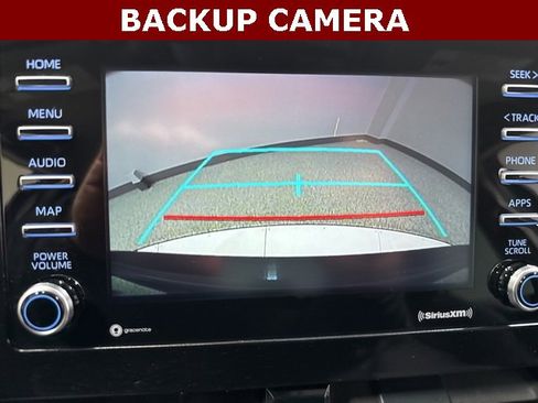 Used 2023 Toyota Camry SE image 2