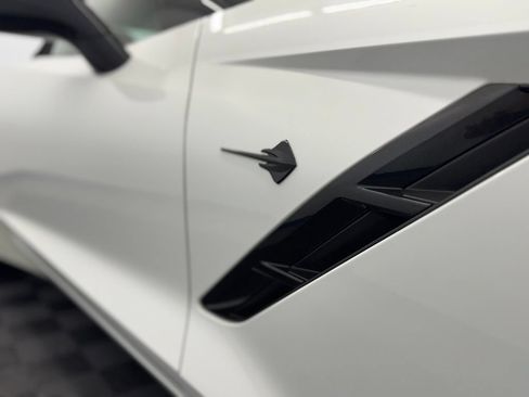 Used 2016 Chevrolet Corvette Stingray Convertible w/ 2LT Preferred Equipment Group RWD image 5