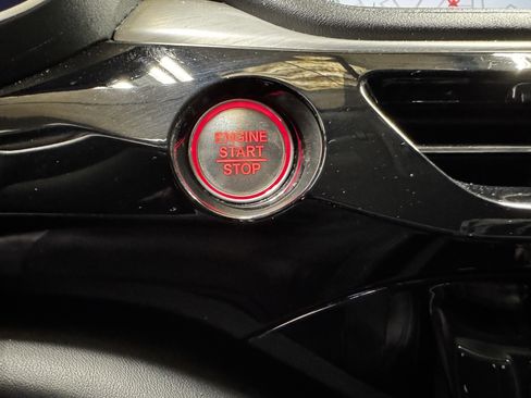 Certified 2023 Acura MDX FWD w/ Technology Package image 21