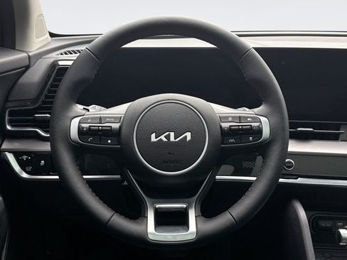 Used 2025 Kia Sportage SX AWD/4WD image 12