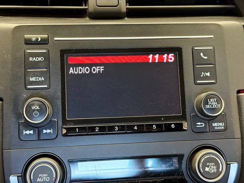 Used 2019 Honda Civic Sport image 9