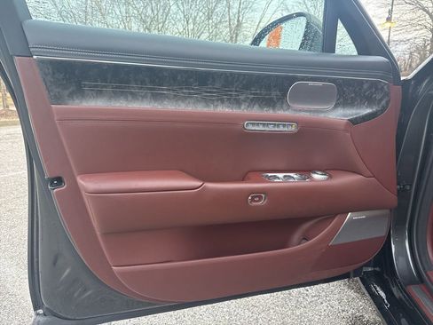 Used 2024 Genesis G90 3.5T image 10