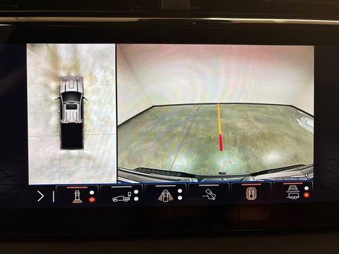 Used 2025 GMC Sierra 2500 Denali Ultimate image 45