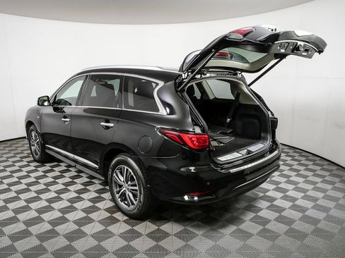Used 2019 INFINITI QX60 Luxe w/ Essential Package FWD image 34