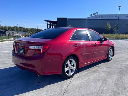 Used 2013 Toyota Camry SE image 6