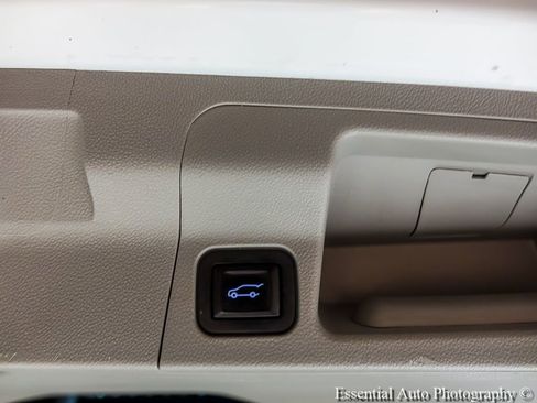 Used 2019 GMC Acadia SLT AWD/4WD image 28