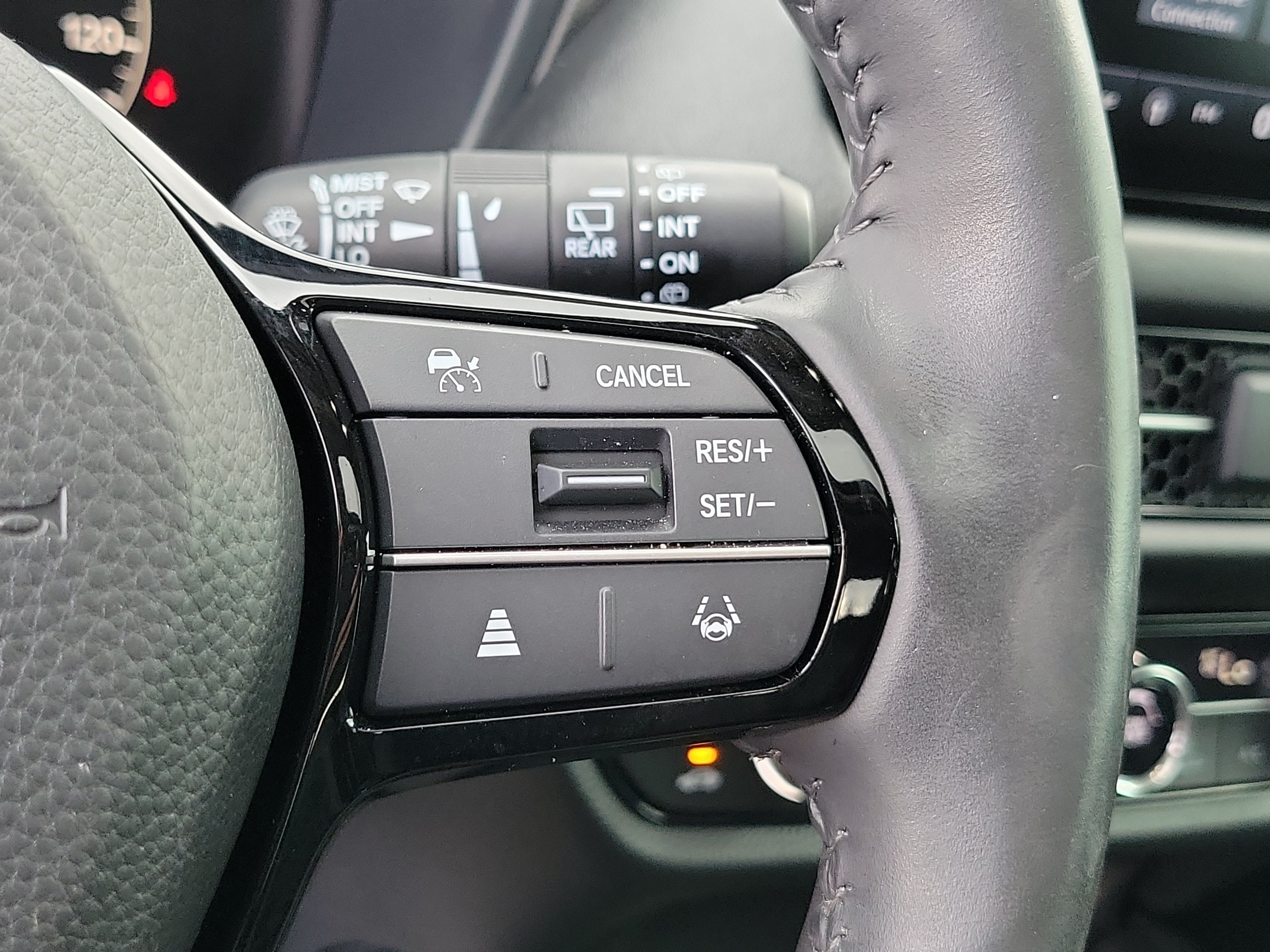 Used 2024 Honda HR-V EX-L image 21