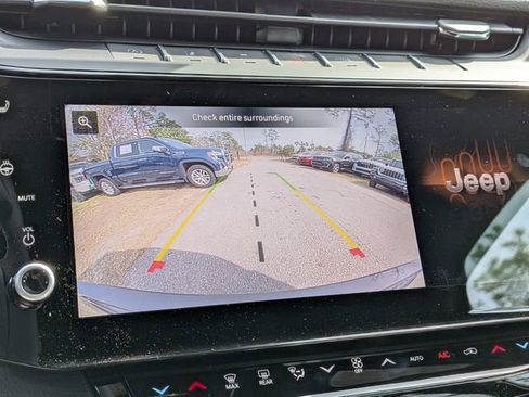 New 2026 Jeep Grand Cherokee Altitude AWD/4WD image 21