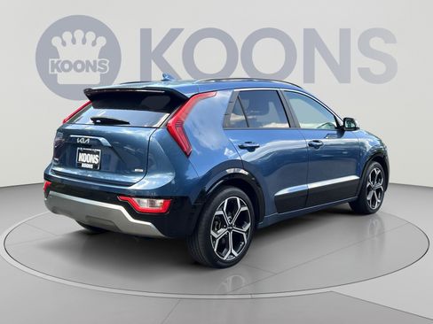 Used 2024 Kia Niro EX Touring FWD image 7
