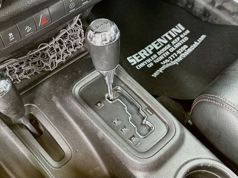 Used 2012 Jeep Wrangler Unlimited Sahara AWD/4WD image 16