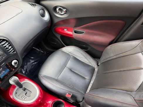 Used 2013 Nissan Juke SL FWD image 17