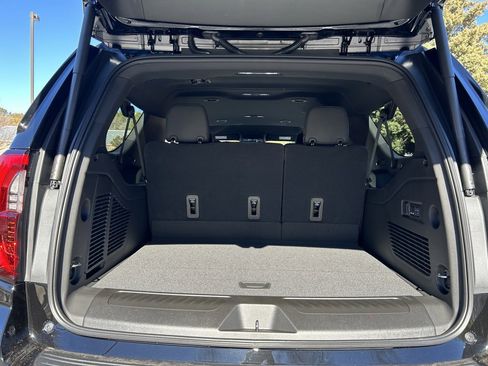 New 2026 GMC Yukon XL Elevation image 40