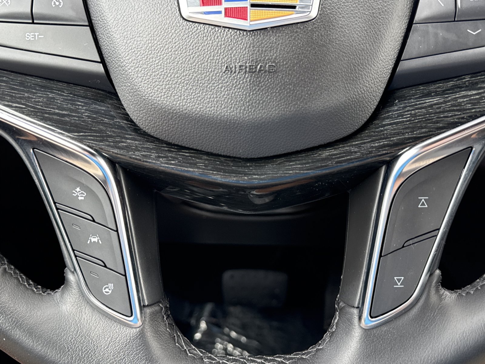 Used 2021 Cadillac XT5 Premium Luxury FWD image 16