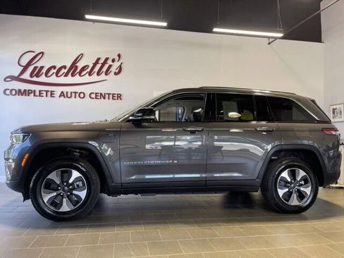 Used 2023 Jeep Grand Cherokee 4WD 4xe w/ Luxury Tech Group II image 1