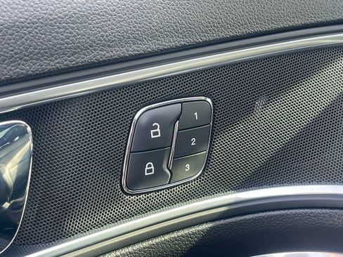 Used 2019 Ford Explorer Limited w/ Ford Safe & Smart Package image 20